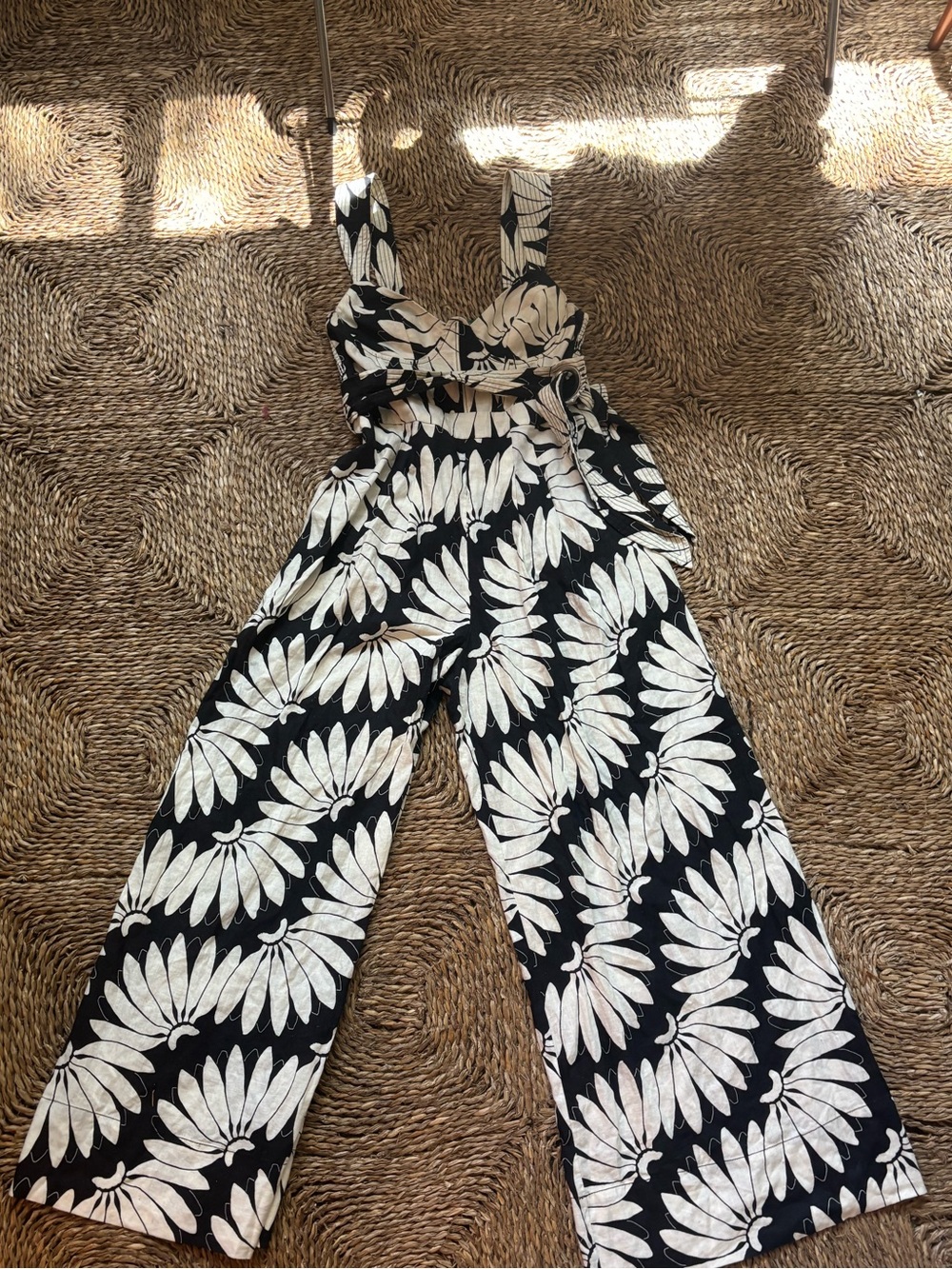 FARM Rio Black and White Floral Tie-Waist Wide-Leg Jumpsuit